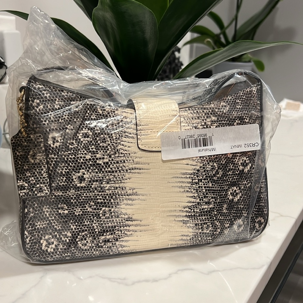 SOLD! Coach Lizard Embossed Eliza Shoulder Bag - Picture 7 of 7